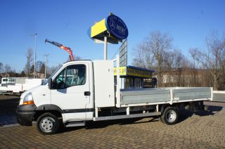Renault Mascott
